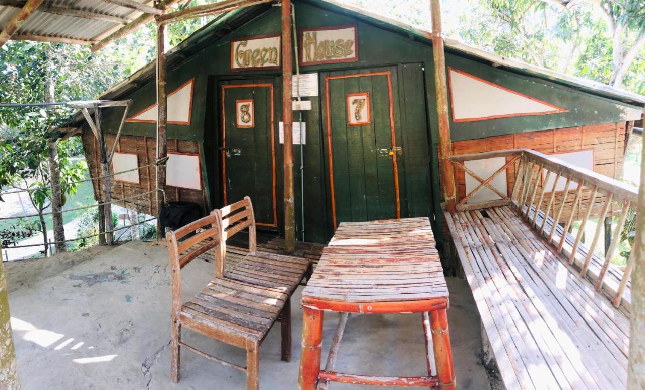 Dragon Pearl Beach Resort Kota Belud Esterno foto